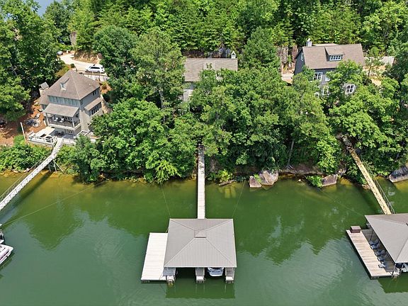 3rd image of 288 Point William Ln