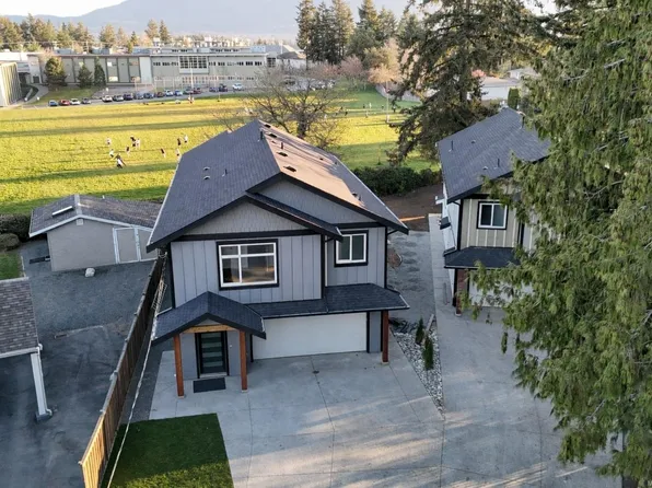 416 Diamond Blvd, Nanaimo, BC V9T 2R7