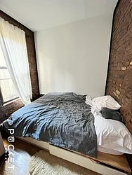 Rented by PocketBroker Inc