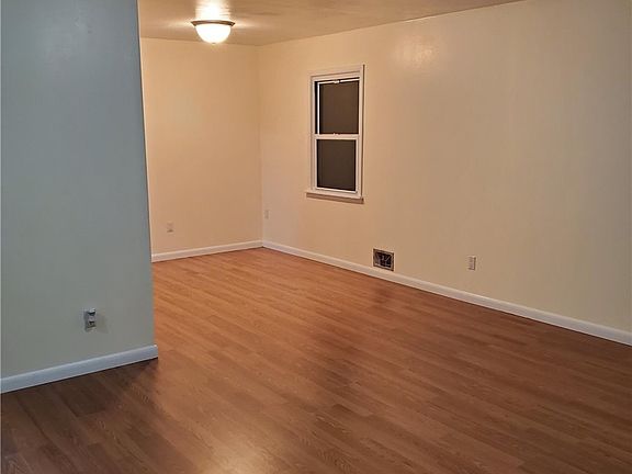 4th image of 2331 Brookhaven Ave