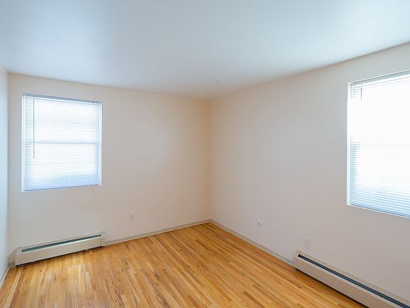 5th image of 655 Wehrle Dr APT 1