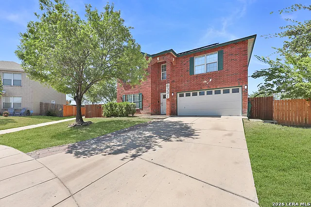 4 bed, 2.5 bath, 2809 sqft, $2,200 — Photo 2