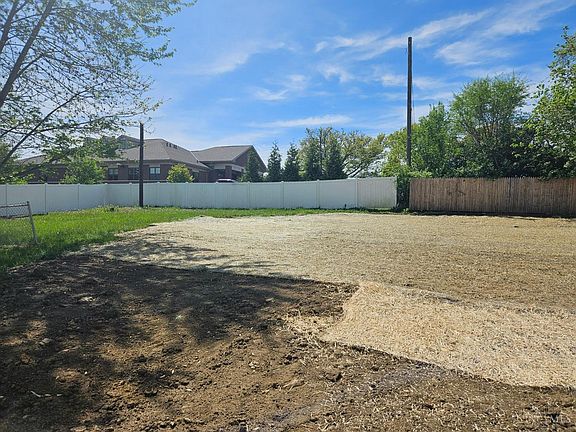 5th image of 3381 Palmhill Ln