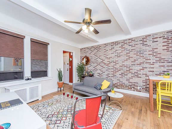 3rd image of 142 E 49th St APT 2E