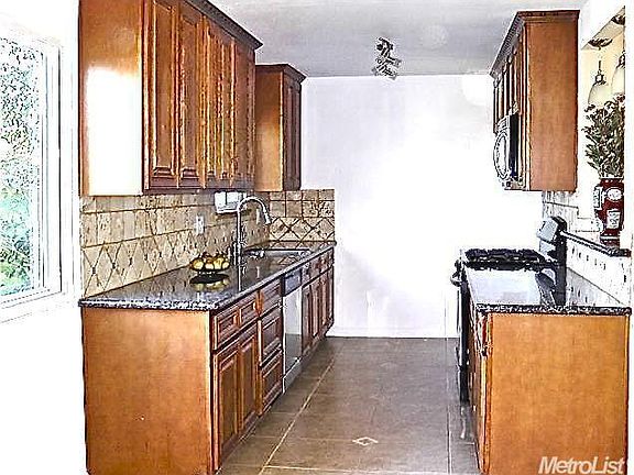 4th image of 8917 Bedford Ave