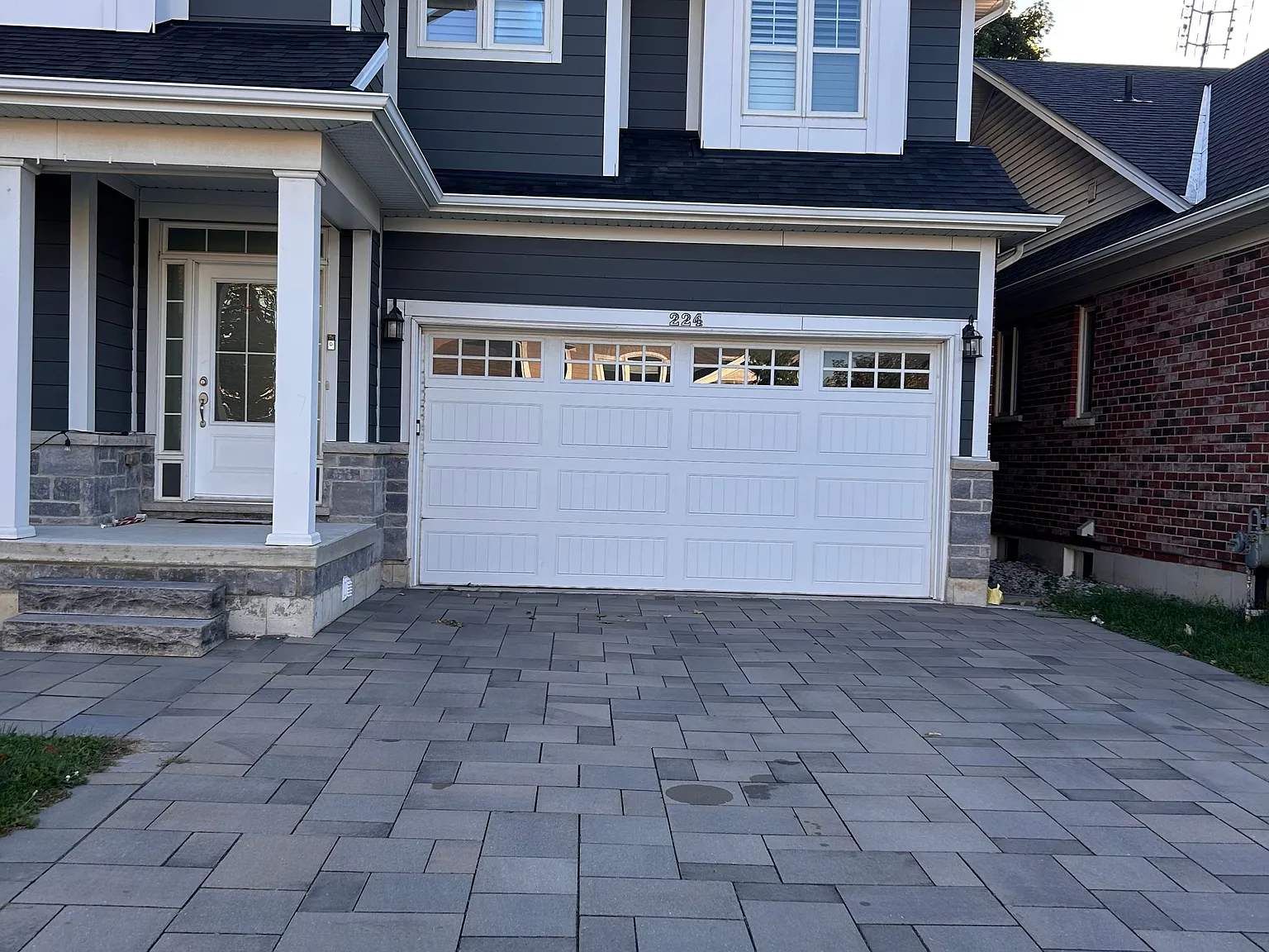 4 bed, $2,890 — Photo 2