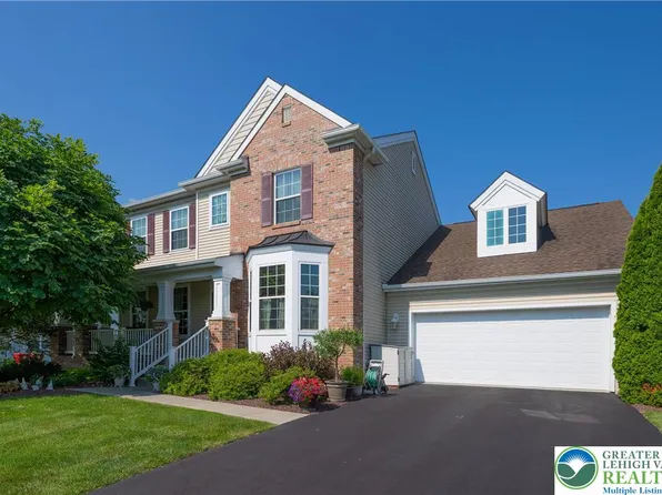 2772 Sheffield Dr, Easton, PA 18040