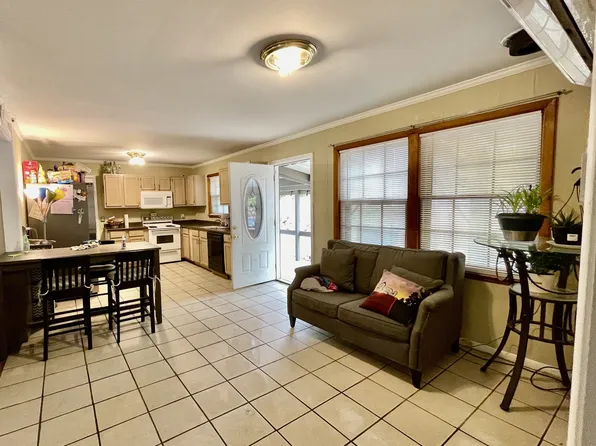 313 Melvin Jones Dr, Nashville, TN 37217