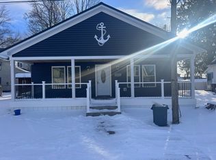 12288 Comstock St, Conneaut Lake, PA 16316