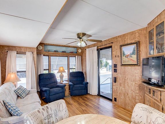 3rd image of 4700 E Main St #747