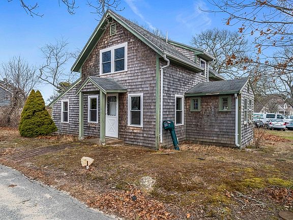 3rd image of 3 Short Neck Rd