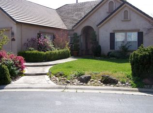 34 River Pointe Way, Lodi, CA 95240