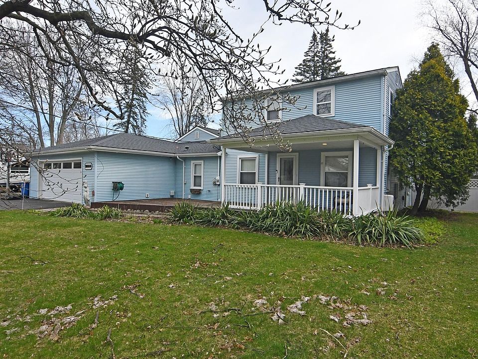1st image of 3880 Maiden St