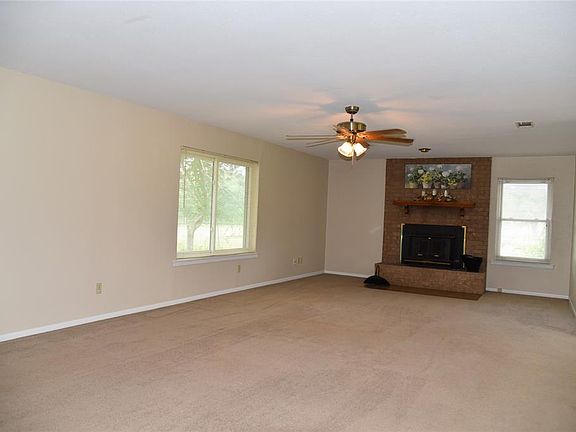 2nd image of 6100 SW County Road 1120