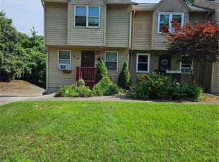 88 Alger Ave, Warwick, RI 02818