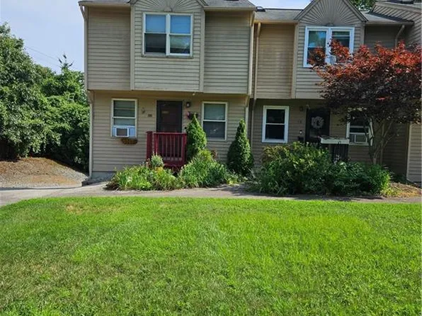 88 Alger Ave, Warwick, RI 02818