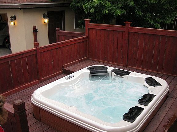 hot tub