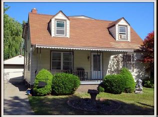 23 Princeton Ct, Cheektowaga, NY 14225