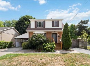 115 W 32nd St, Hamilton, ON L9C5G8