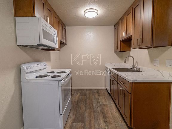 5th image of 4332 Pacific Ave APT 71