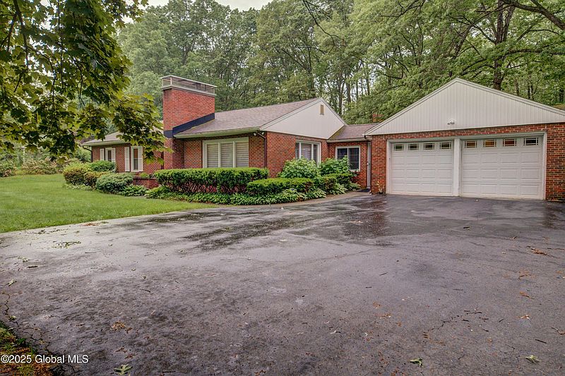 2nd image of 248 Van Rensselaer Boulevard