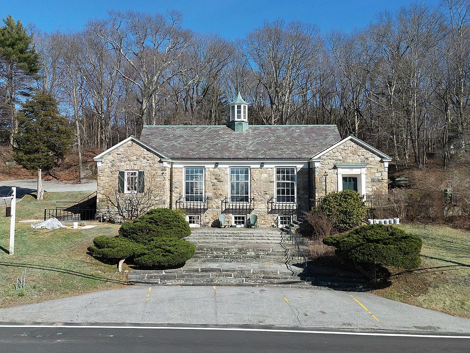 1st image of 238 Highland Rd