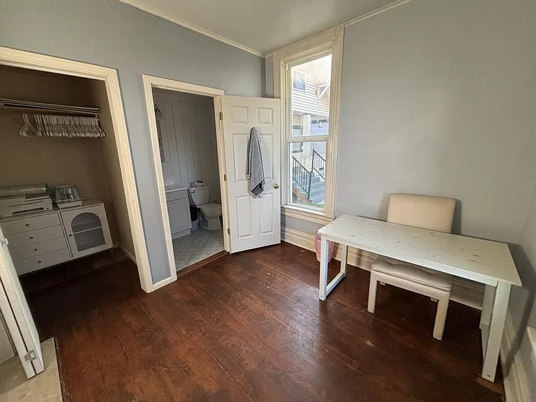 1145 W Platinum St — Photo 4