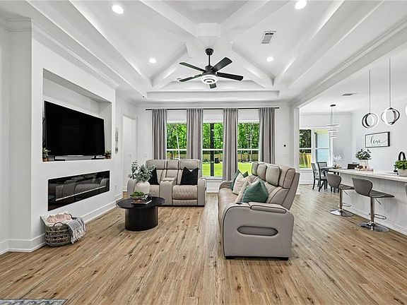 2nd image of 36378 Donnis Dr
