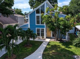 2921 W Bay Vista Ave, Tampa, FL 33611