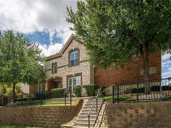 2nd image of 1016 Candlewood Trl