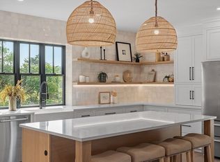 3 Farm View Ln, Newbury, MA 01951