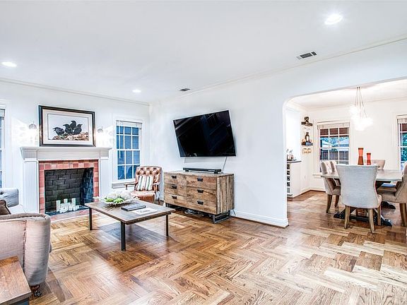 3rd image of 6055 Martel Ave