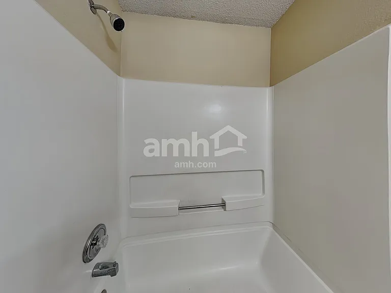 1939 Dutch Elm Dr — Photo 18