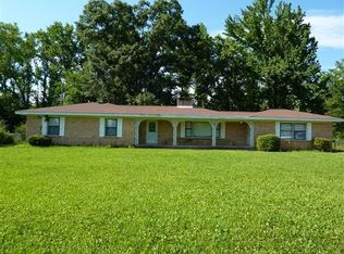 671 Jess Lyons Rd, Columbus, MS 39705