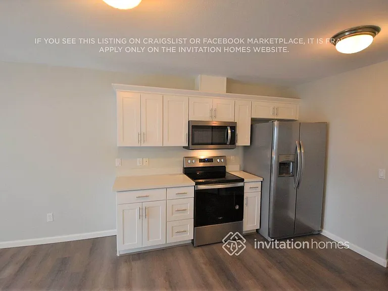 216 Michell Ln NE — Photo 7