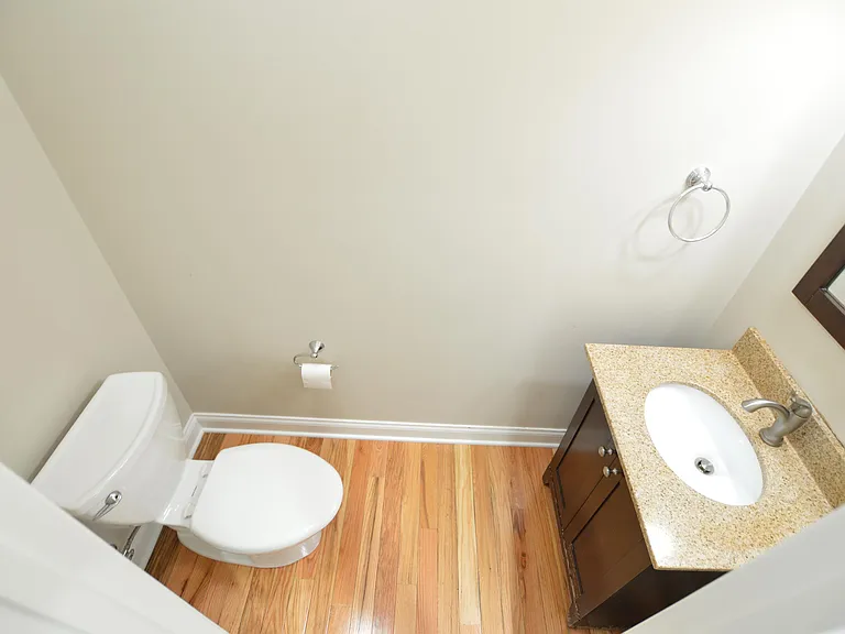 232 Newberry Ln — Photo 5