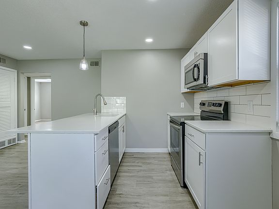 5th image of 1008 S 29th St APT 4