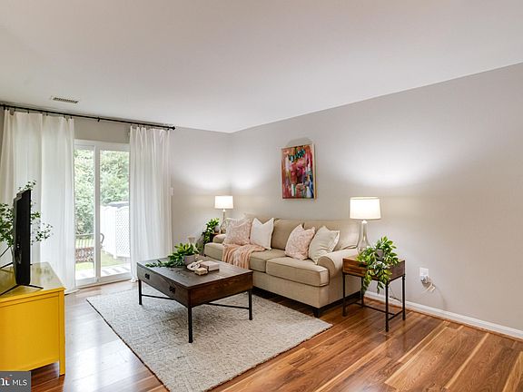 4th image of 103 Water Fountain Way Unit 103