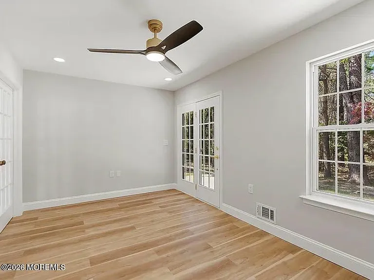 11 Archer Sq — Photo 11