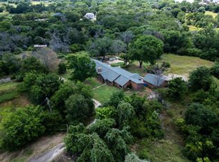 917 Fox Ln, Azle, TX 76020