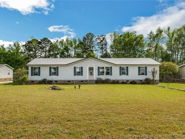 152 Lariat Dr, Parkton, NC 28371