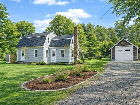 26 Division Rd, Dartmouth, MA 02747