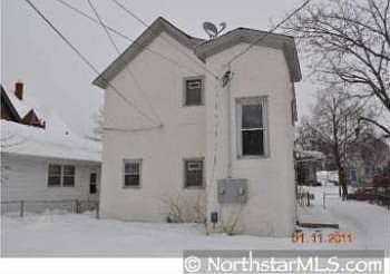 5th image of 2414 Quincy St NE