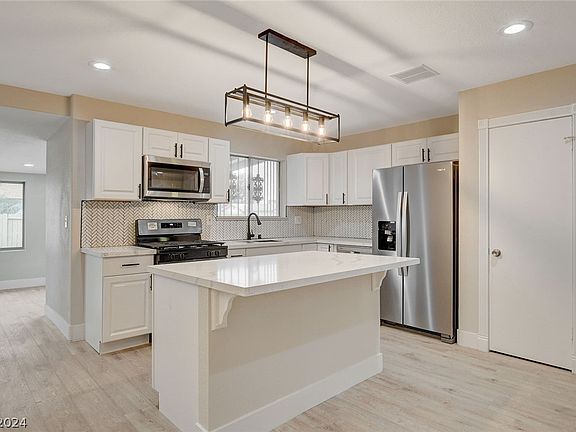 3rd image of 4748 Alta Mesa Way #0