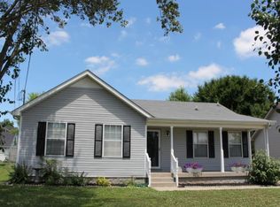 406 Jonesboro Ct, La Vergne, TN 37086