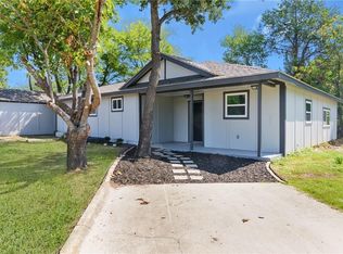 220 Bella Vista Dr, West Tawakoni, TX 75474