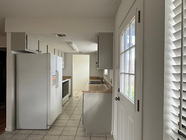 778 Evelyn Dr #MAIN — Photo 7