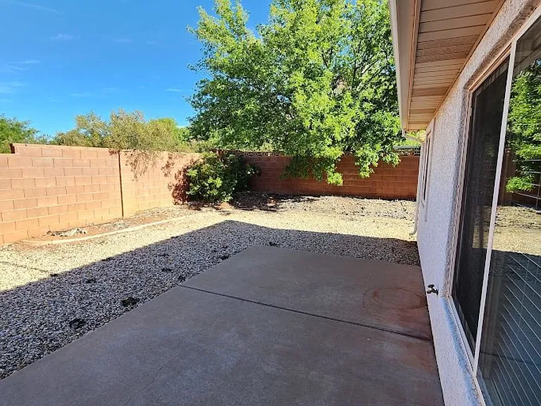74 S 320 E — Photo 21