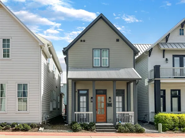 704 Wooster Ln, Plano, TX 75074