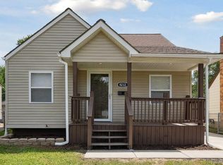 4233 Mildred St, Wayne, MI 48184